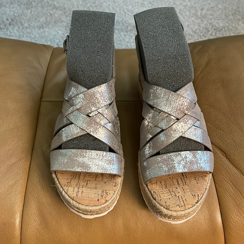 Trask Randi wedge sandals